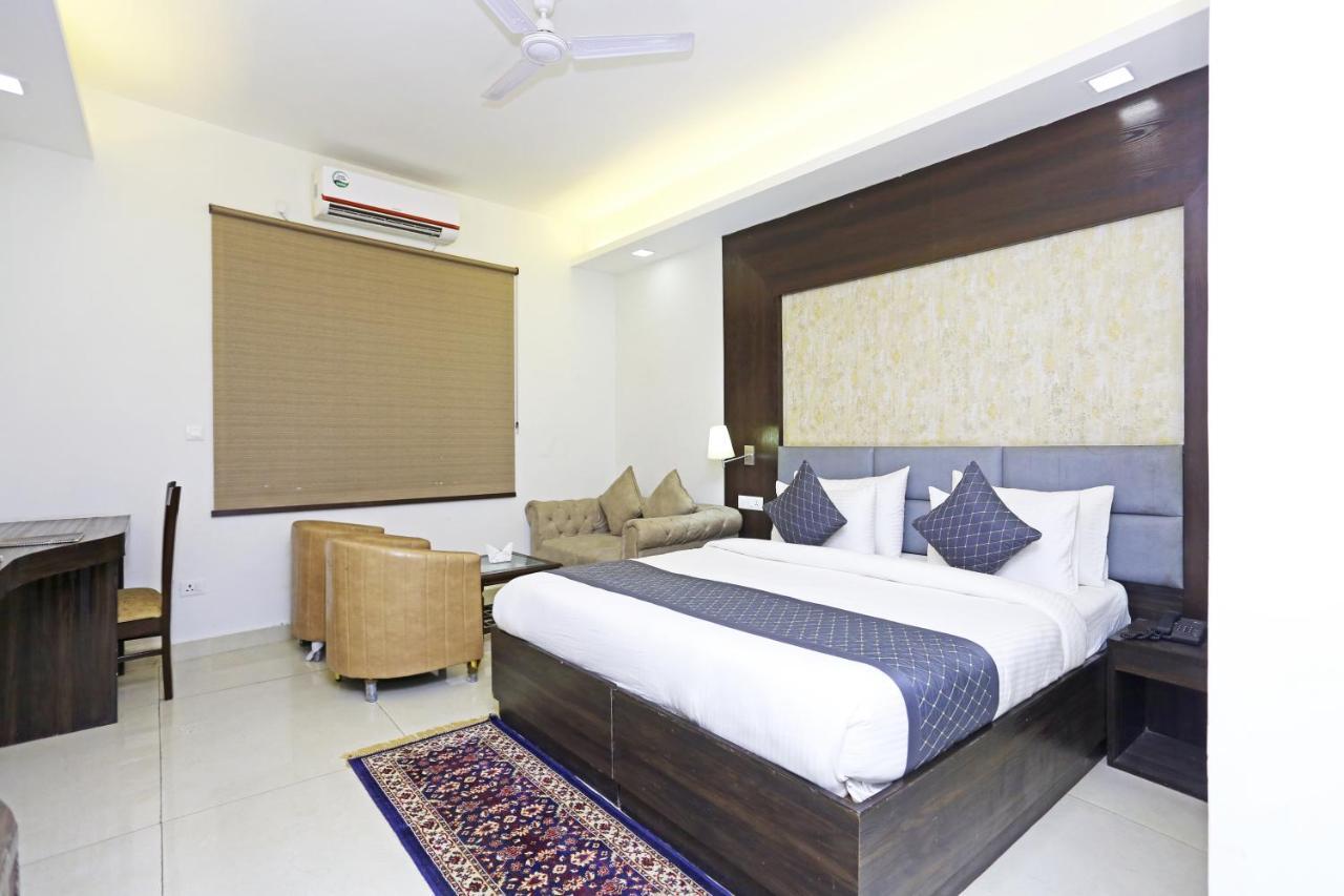 نيودلهي Hotel Park Tree Near Delhi Airport المظهر الخارجي الصورة