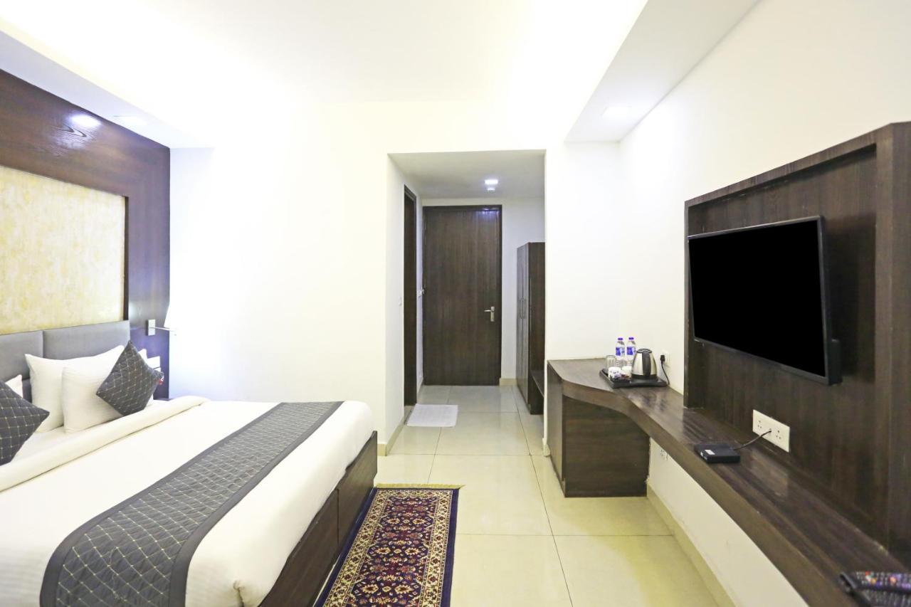 نيودلهي Hotel Park Tree Near Delhi Airport المظهر الخارجي الصورة