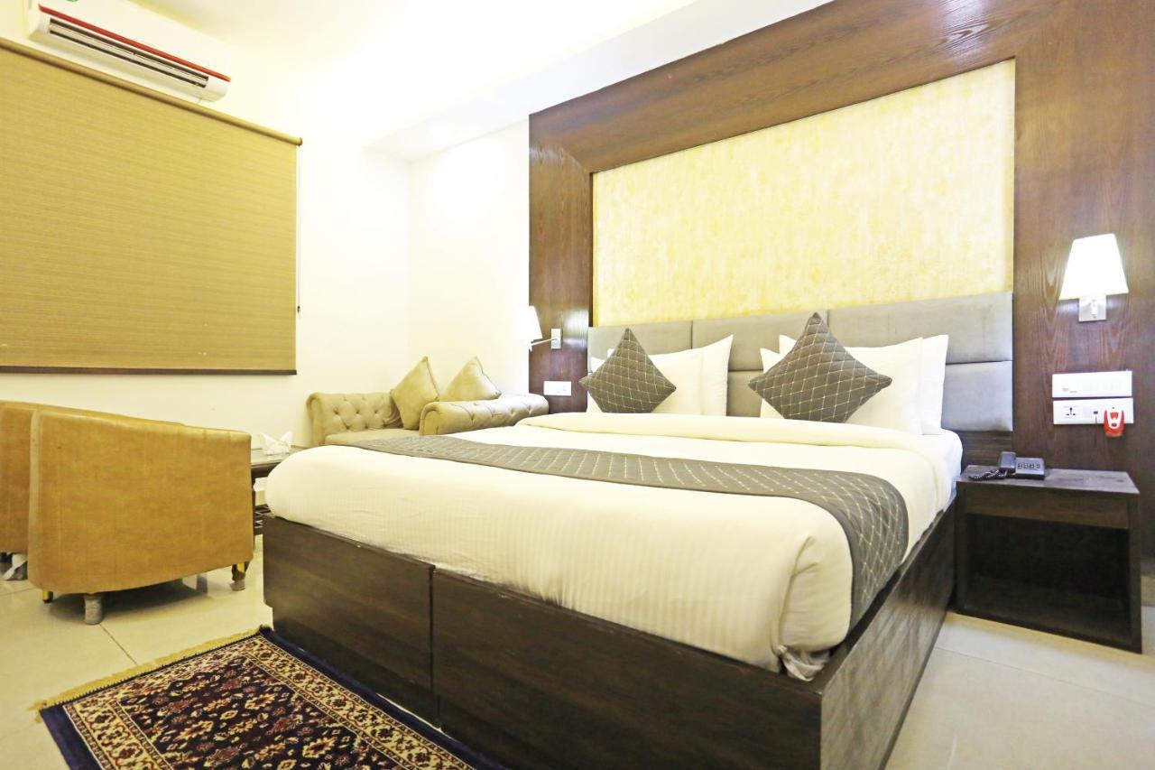 نيودلهي Hotel Park Tree Near Delhi Airport المظهر الخارجي الصورة
