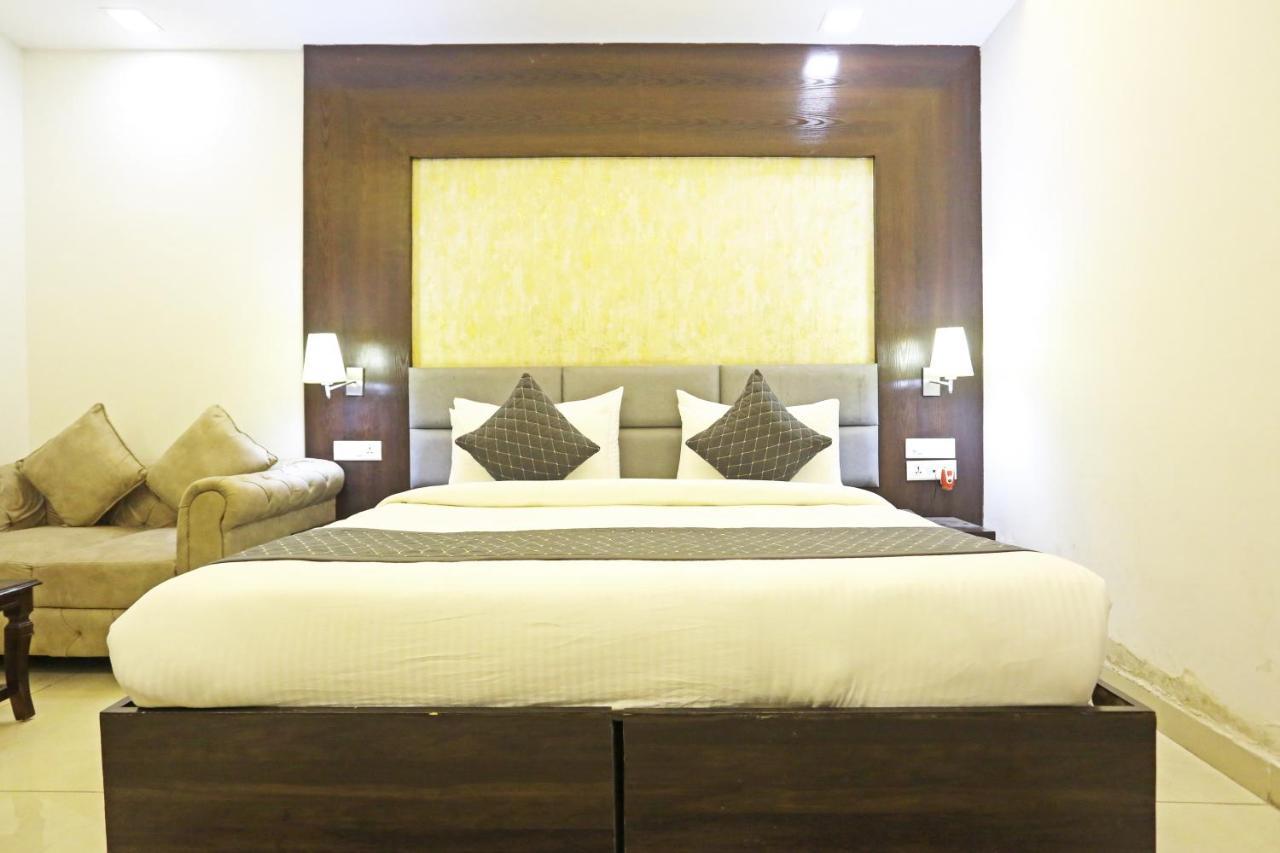 نيودلهي Hotel Park Tree Near Delhi Airport المظهر الخارجي الصورة