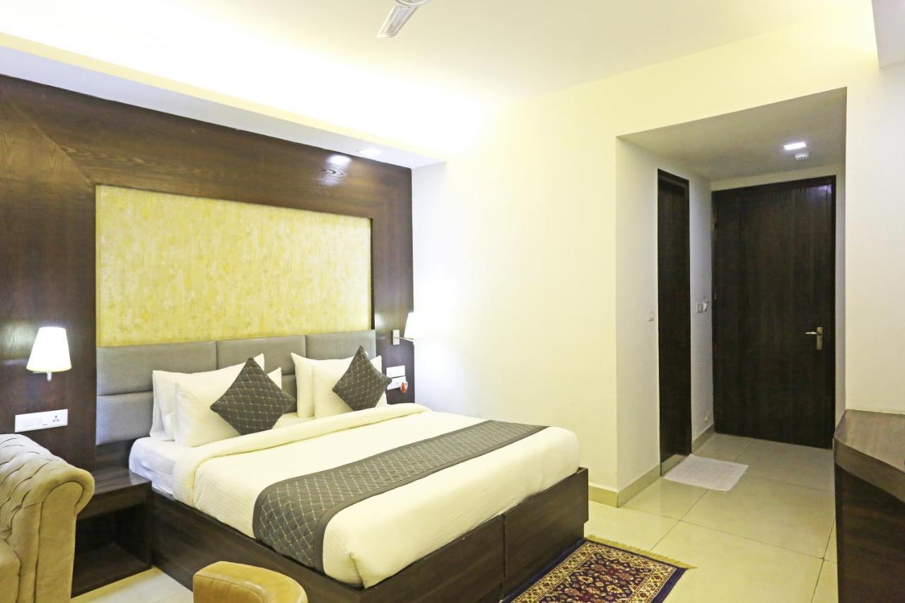 نيودلهي Hotel Park Tree Near Delhi Airport المظهر الخارجي الصورة