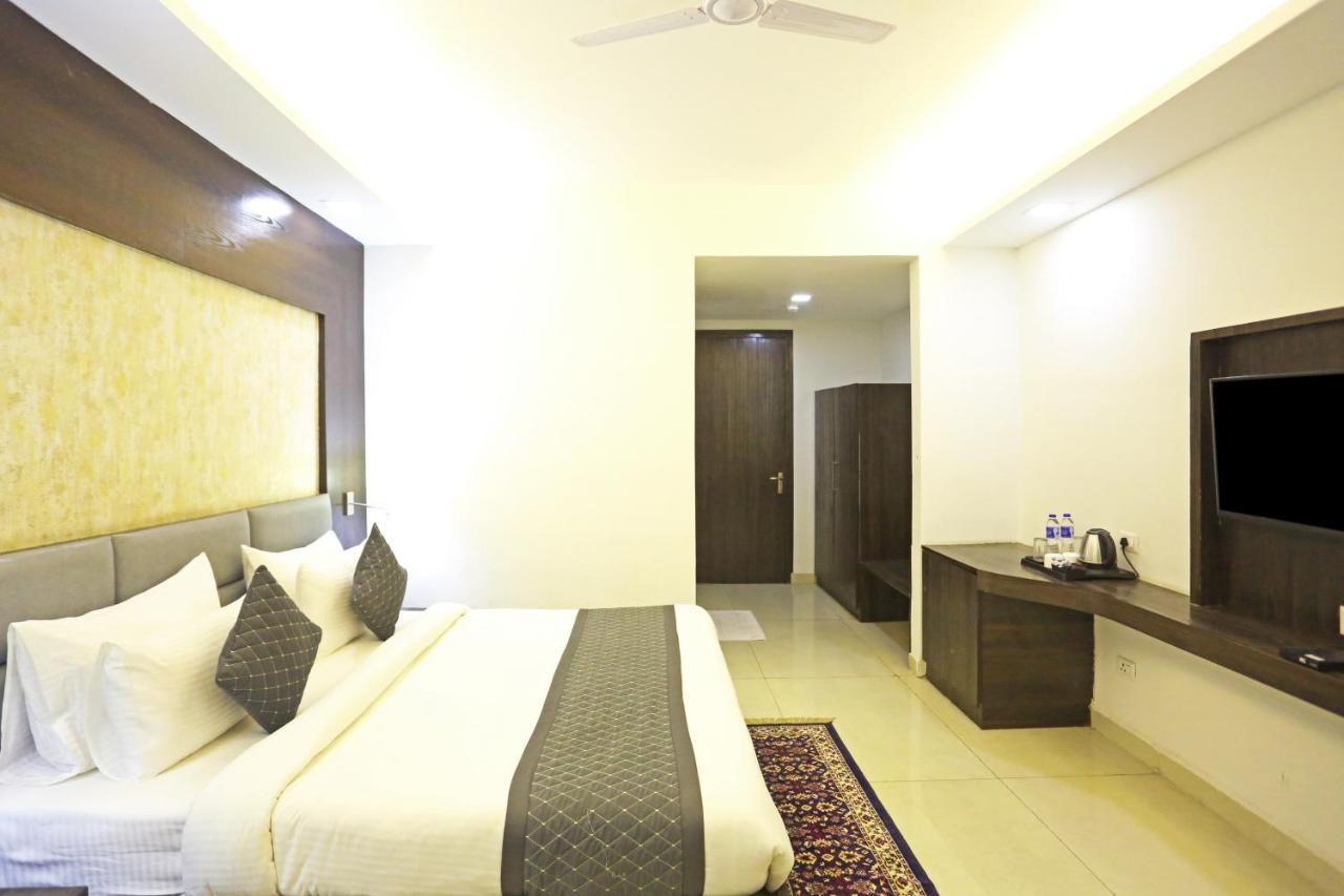 نيودلهي Hotel Park Tree Near Delhi Airport المظهر الخارجي الصورة