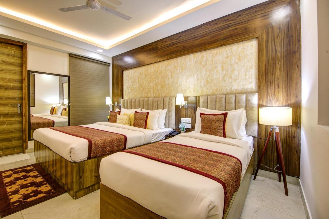 نيودلهي Hotel Park Tree Near Delhi Airport المظهر الخارجي الصورة