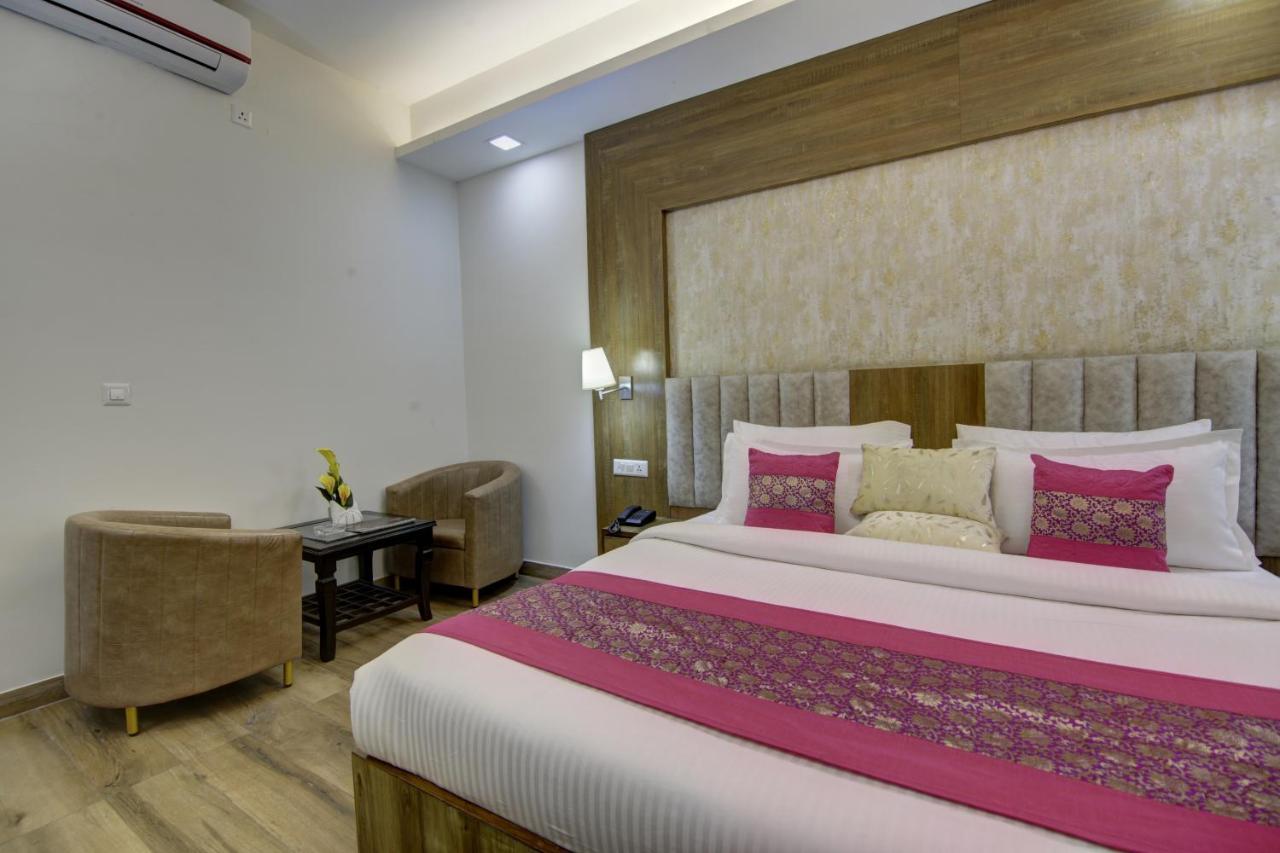 نيودلهي Hotel Park Tree Near Delhi Airport المظهر الخارجي الصورة