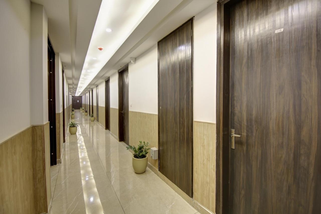 نيودلهي Hotel Park Tree Near Delhi Airport المظهر الخارجي الصورة