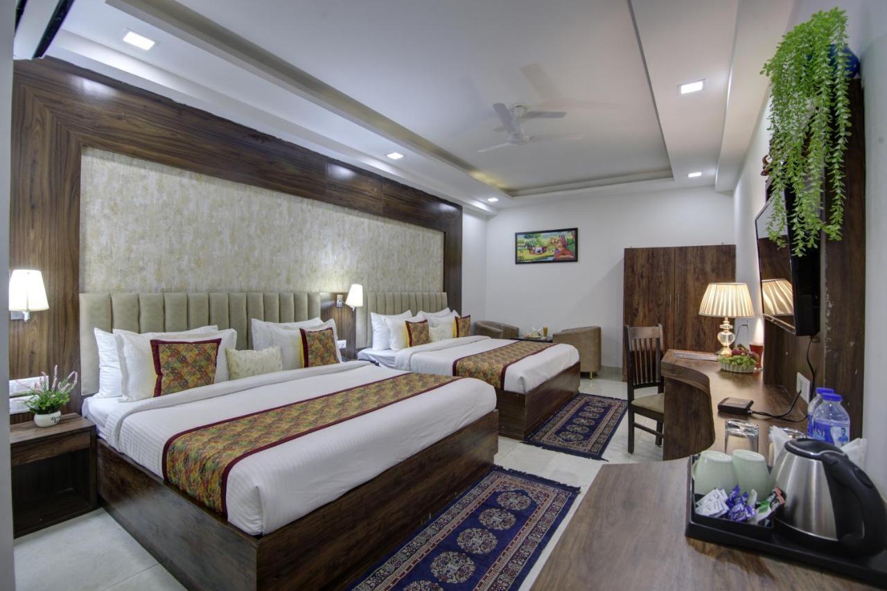 نيودلهي Hotel Park Tree Near Delhi Airport المظهر الخارجي الصورة